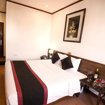 City Bay Hotel Ha Long Bagian luar foto