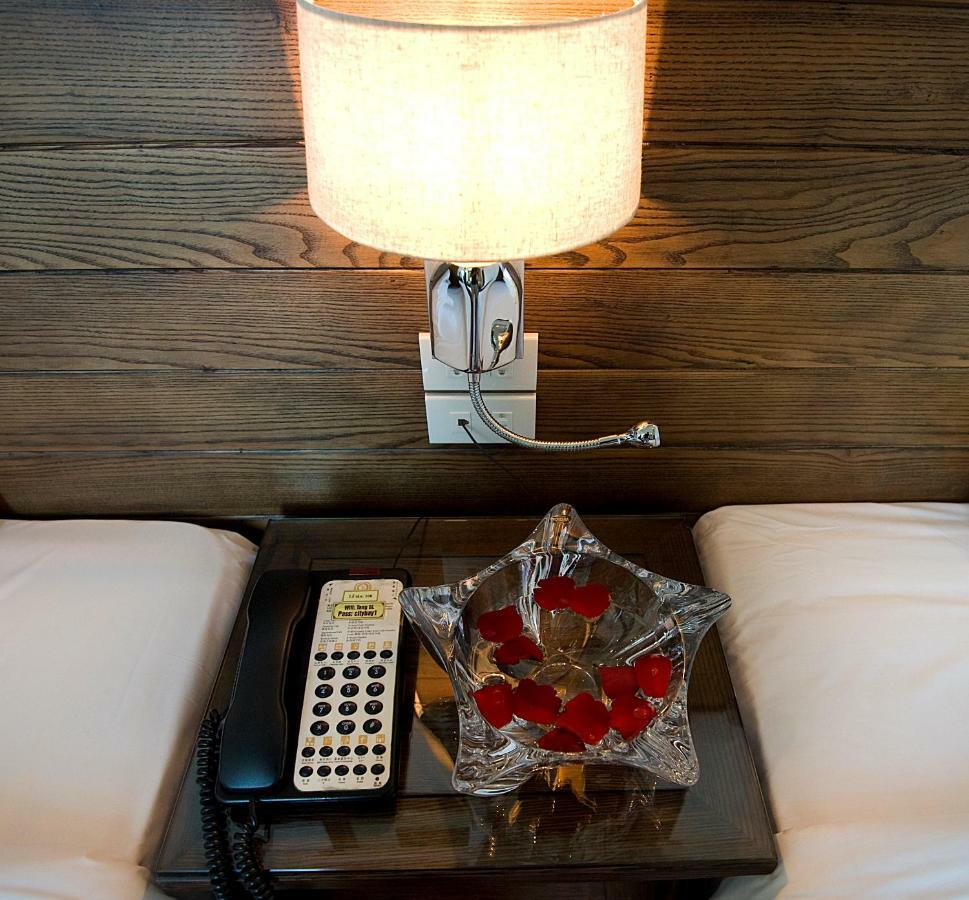 City Bay Hotel Ha Long Bagian luar foto